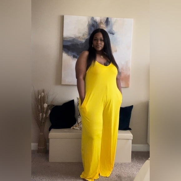 YELLOW Palazzo Jumpsuit - Picture 3 of 3